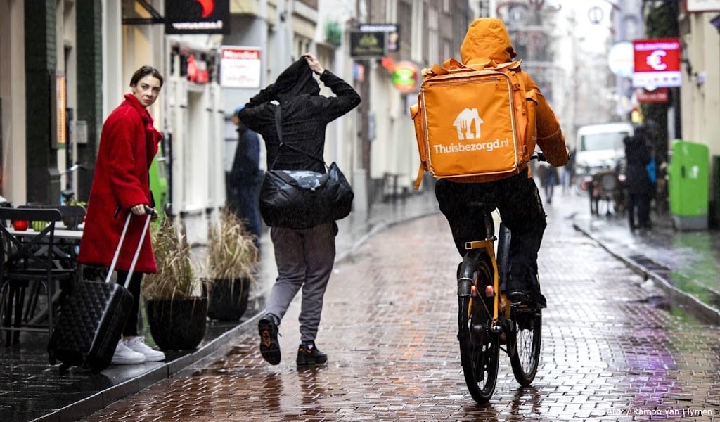 Consumentenbond wil vergoeding voor verborgen kosten Thuisbezorgd