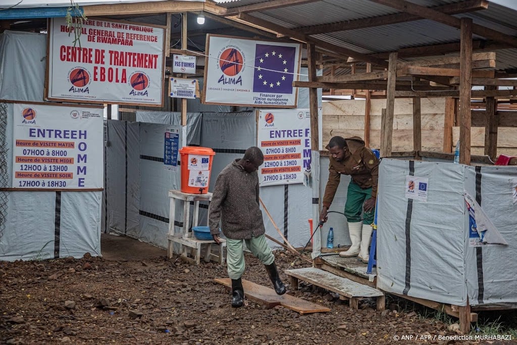 Dodental ebola-uitbraak stijgt tot boven 1000