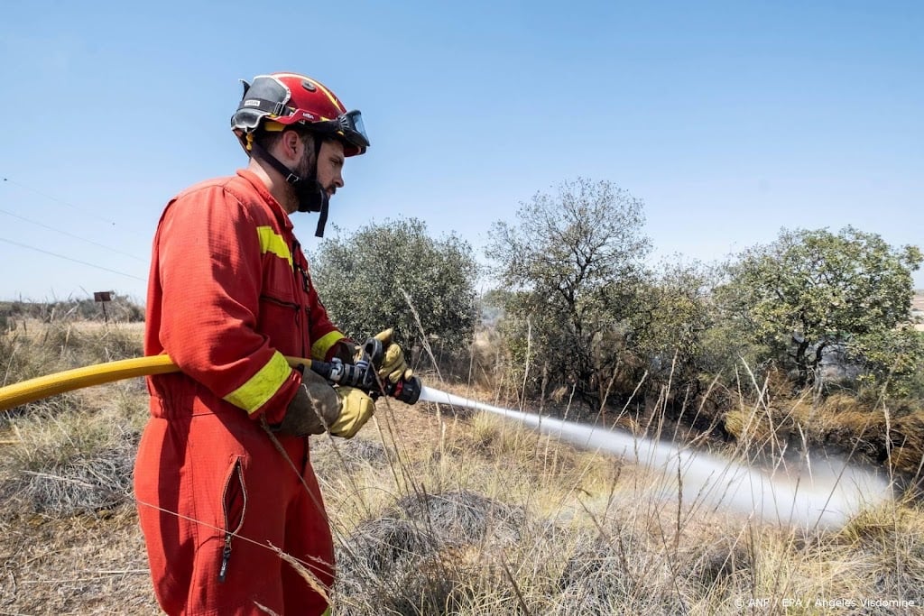 Bosbrand ten zuidwesten van Madrid bedreigt bewoonde plaatsen