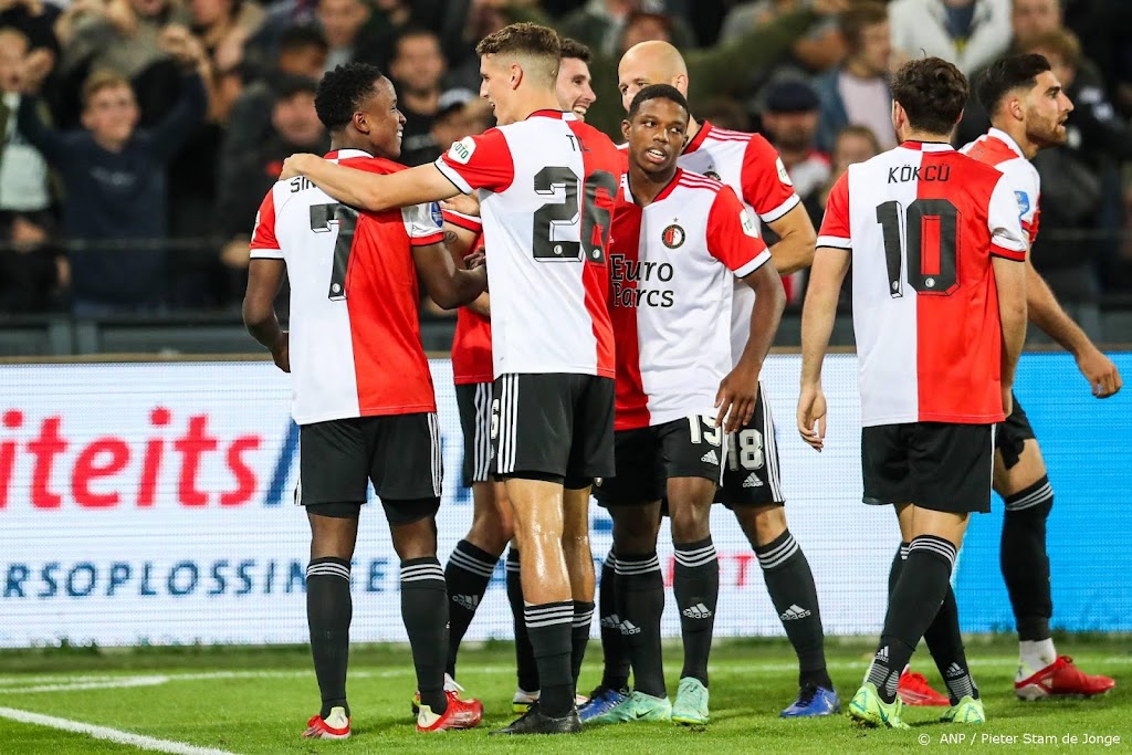 Feyenoord met ongewijzigd basisteam tegen Go Ahead Eagles