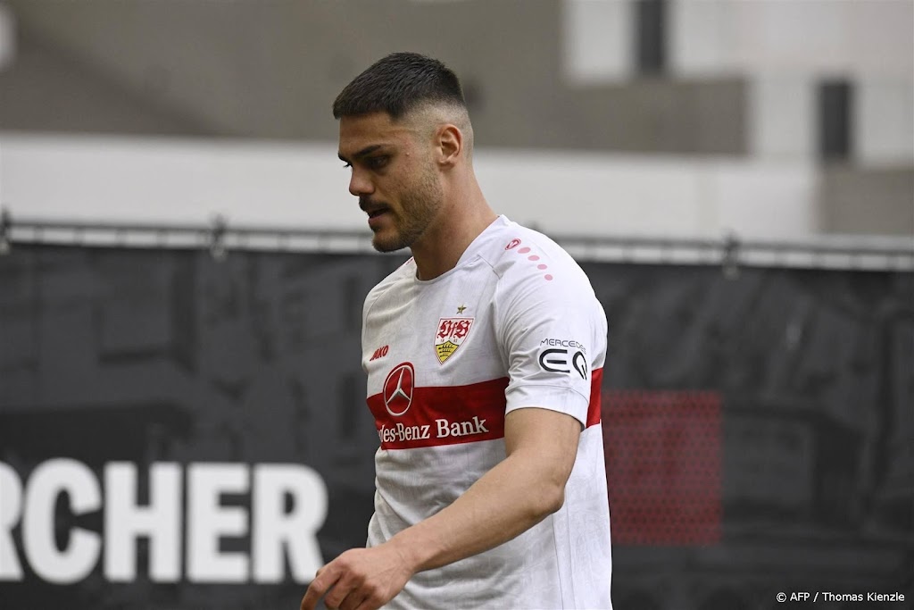 Voetballer Mavropanos van Stuttgart naar West Ham United