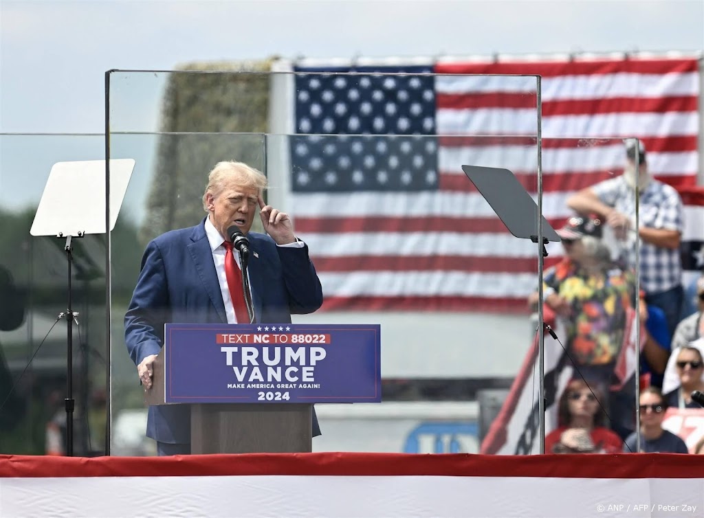 Trump houdt eerste openluchtbijeenkomst sinds aanslag