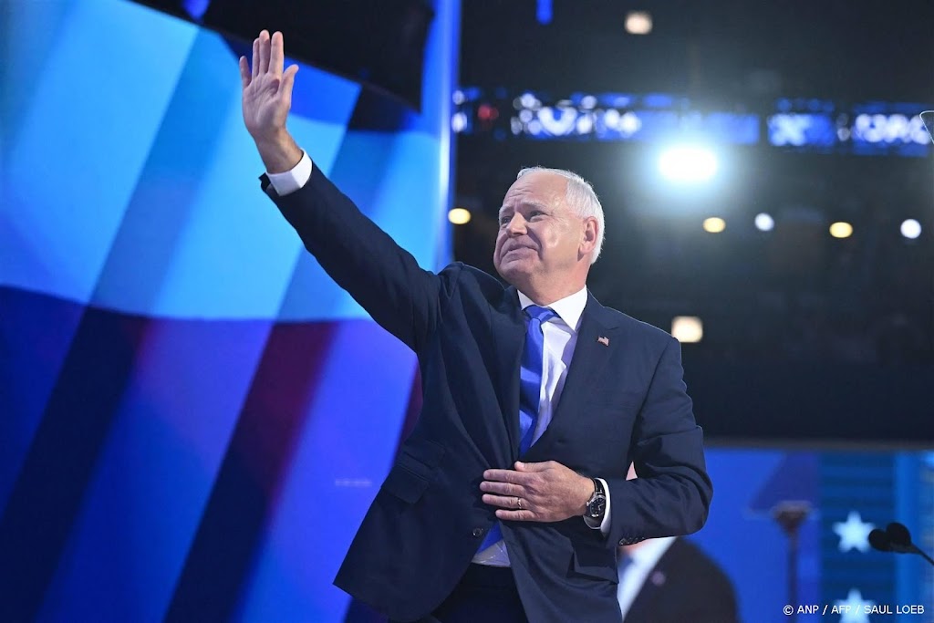 Democraat Tim Walz accepteert nominatie voor vicepresidentschap