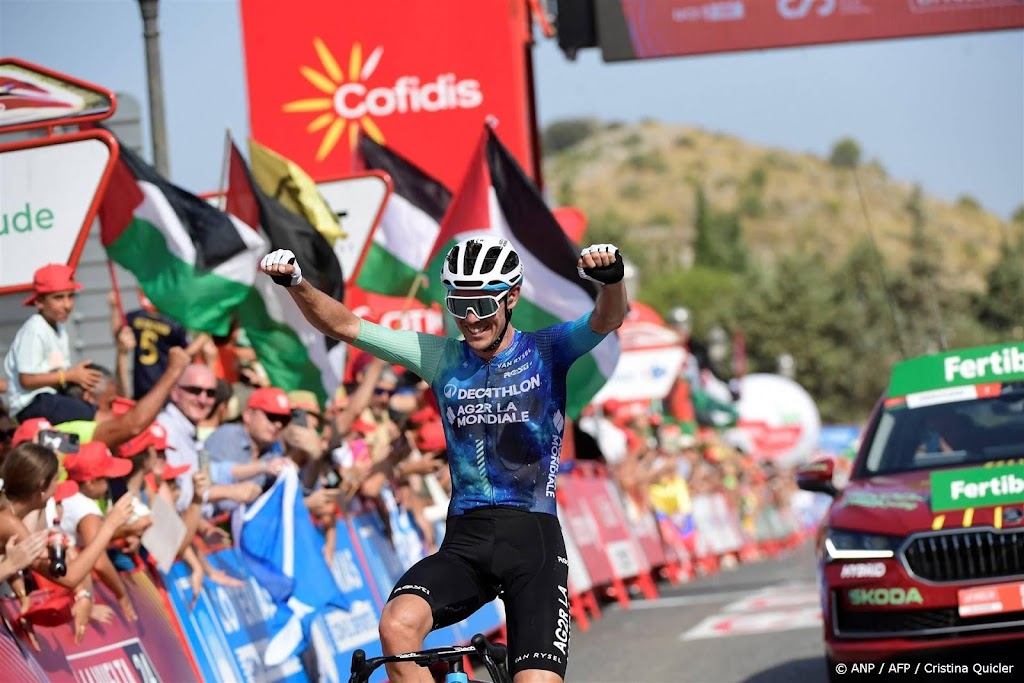 Wielrenner O'Connor wint etappe en pakt leiderstrui in Vuelta