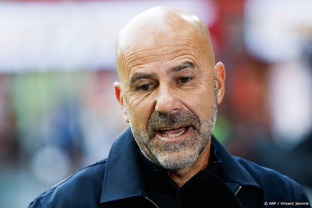 Bosz: onbegrijpelijk dat tackle van Pröpper geen penalty was   