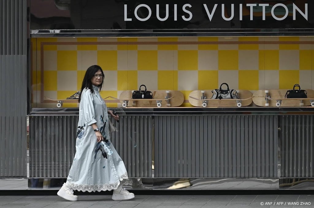 Strengere belastingen zetten rem op luxeverkoop in China
