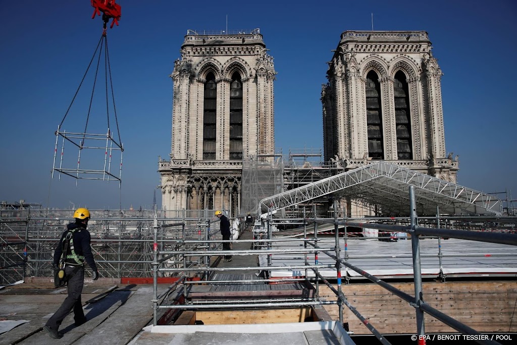Ruim 840 miljoen euro binnen voor restauratie Notre-Dame