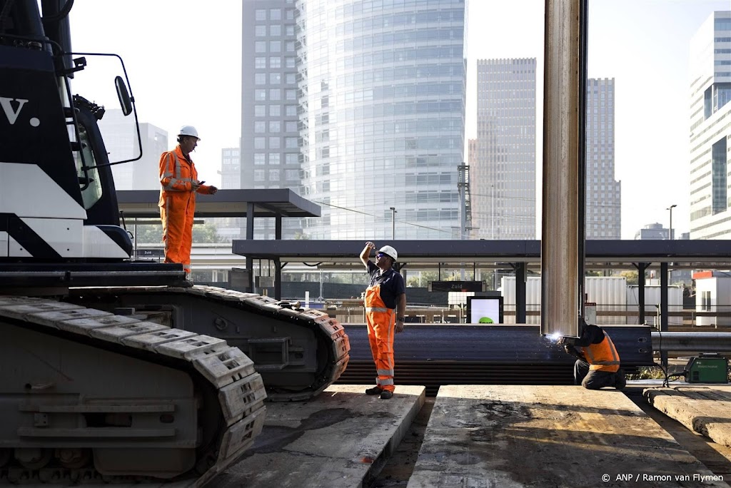 A10 bij Amsterdam weer dicht vanwege verbouwing station Zuid