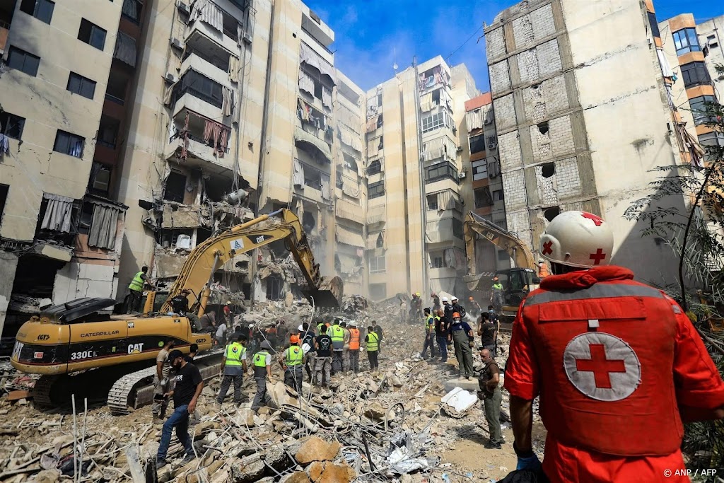 Dodental Israëlische aanval op buitenwijk Beiroet naar vijftig