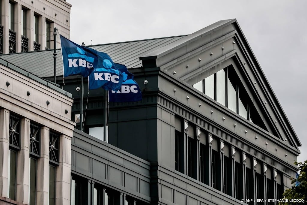 Bloomberg: Belgische KBC onderzoekt overname ABN AMRO