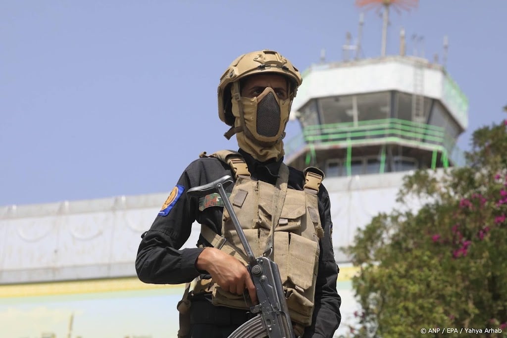 EU en G7 roepen Houthi's op te stoppen met militaire acties