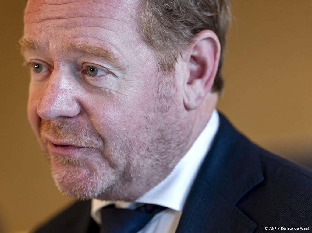 Van Weel: ik heb Kamer niet verkeerd geïnformeerd over aangiftes
