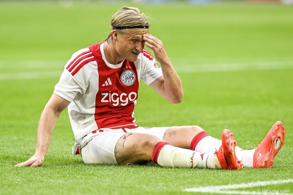 Ajacied Dolberg langere tijd aan de kant door blessure bij Denen