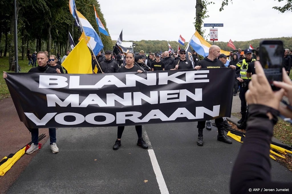 AIVD en NCTV waarschuwen voor normalisering extreemrechtse ideeën