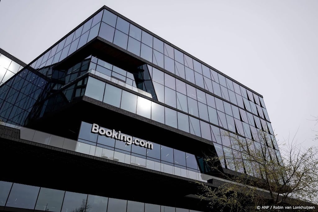Stichting wil dat massaclaim Booking.com ook over zustersite gaat