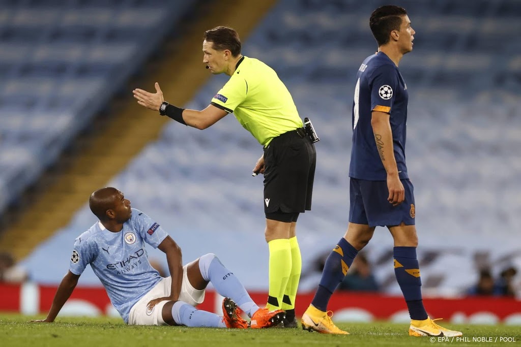 Blessure Fernandinho nieuwe tegenslag Manchester City