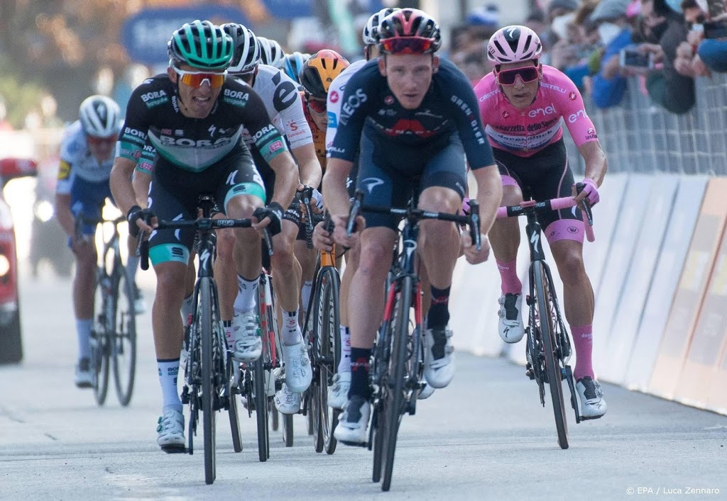 Geen nieuwe besmettingen bij renners in Giro