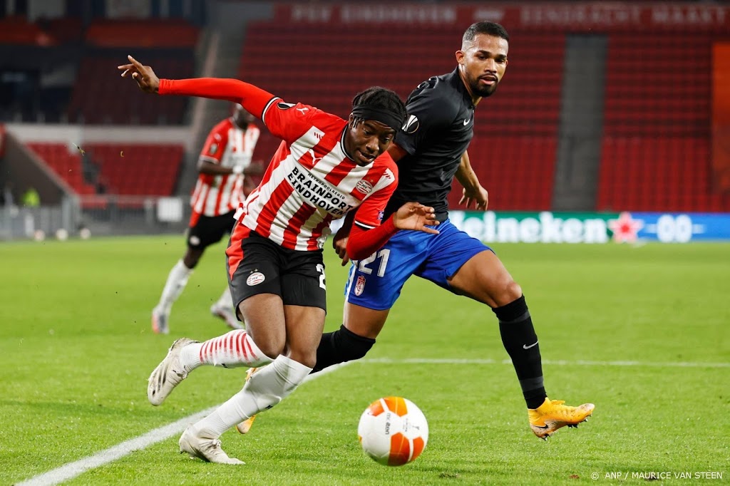 PSV start groepsfase Europa League met verlies tegen Granada