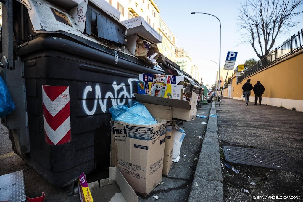 Nieuwe burgemeester Rome wil voor kerst einde aan afvalchaos