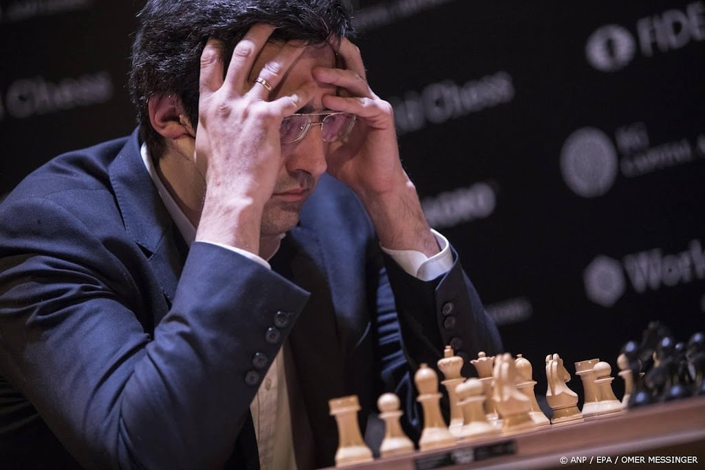 Schaakbond bekijkt campagne Kramnik tegen overleden grootmeester