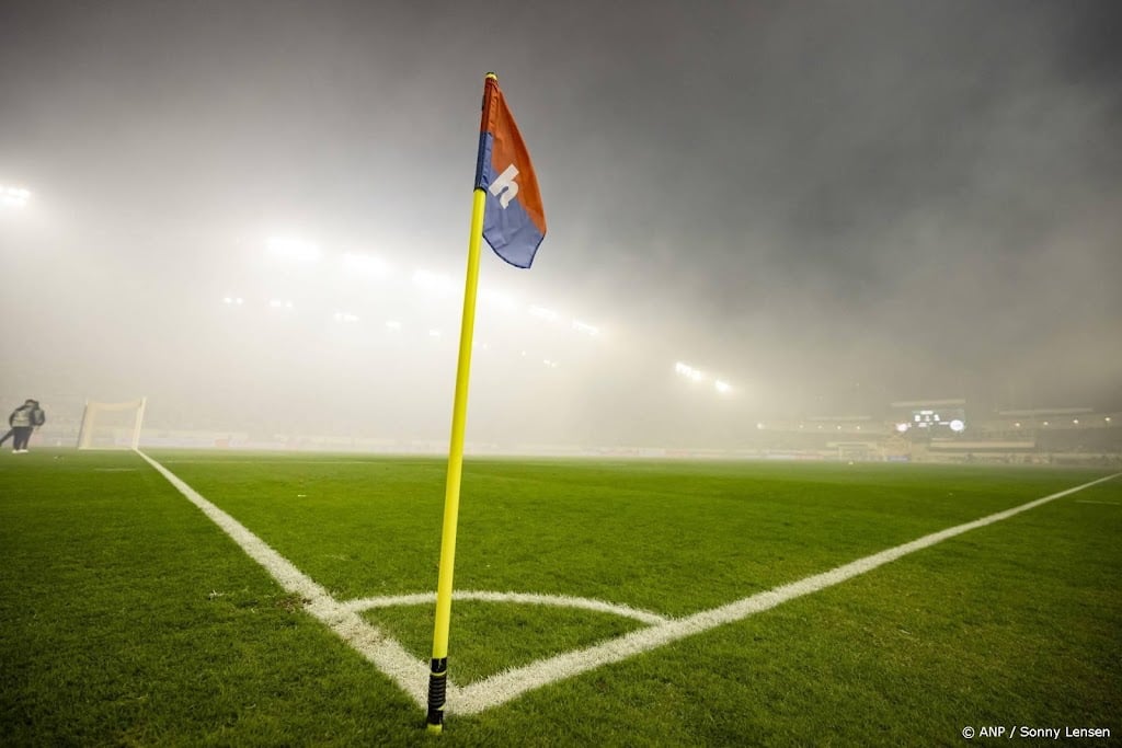 Hajduk Split moet in leeg stadion spelen om vuurwerk tegen Ajax
