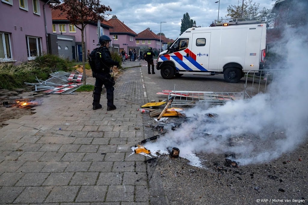 Week cel en taakstraf voor vernielen politievoertuig in Floradorp