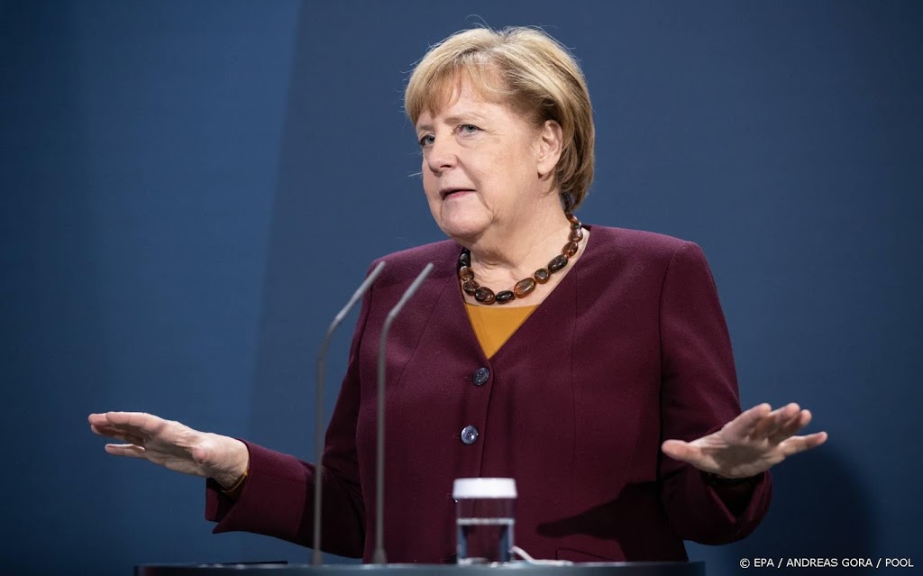 Lof en enkele kritische noot voor jubilerende Merkel