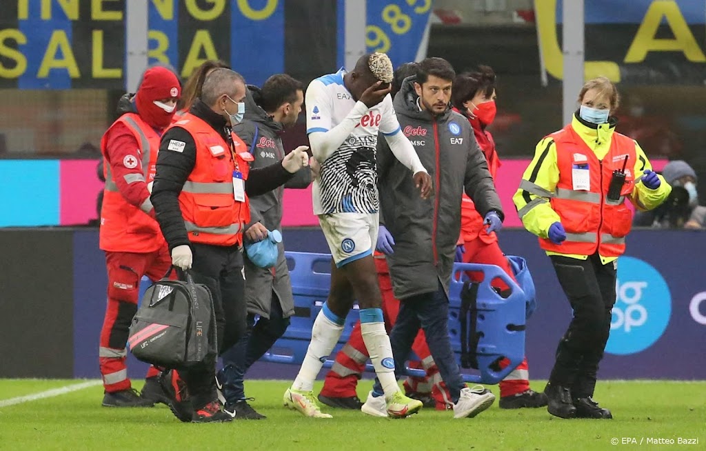 Napoli is topscorer Osimhen weken kwijt met botbreuken