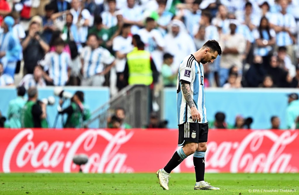Aanvoerder Messi aangeslagen na verrassende nederlaag Argentinië