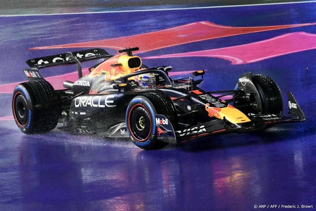 Verstappen hekelt gladde baan Las Vegas: rijden op ijs niet leuk 