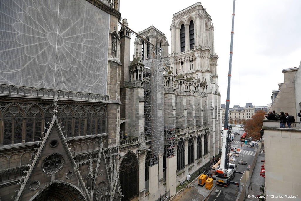 Geen kerstviering in Notre-Dame sinds 200 jaar