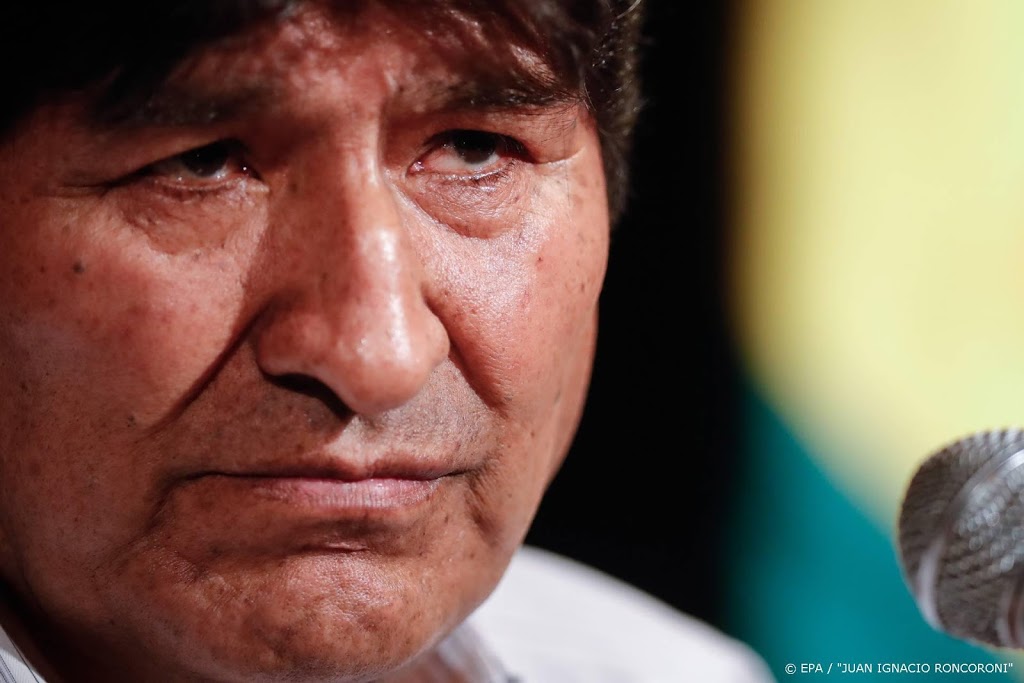 Ex-president wil verkiezingsbijeenkomst bij Boliviaanse grens