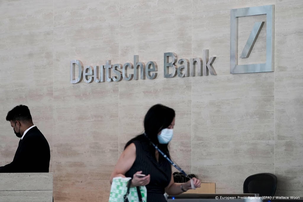 'Deutsche Bank overweegt hogere bonussen voor handelaars'