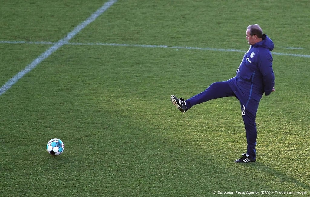 Succesje voor Stevens met Schalke 04 in bekertoernooi