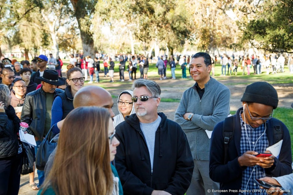 Alex Padilla volgt Kamala Harris op in Senaat VS