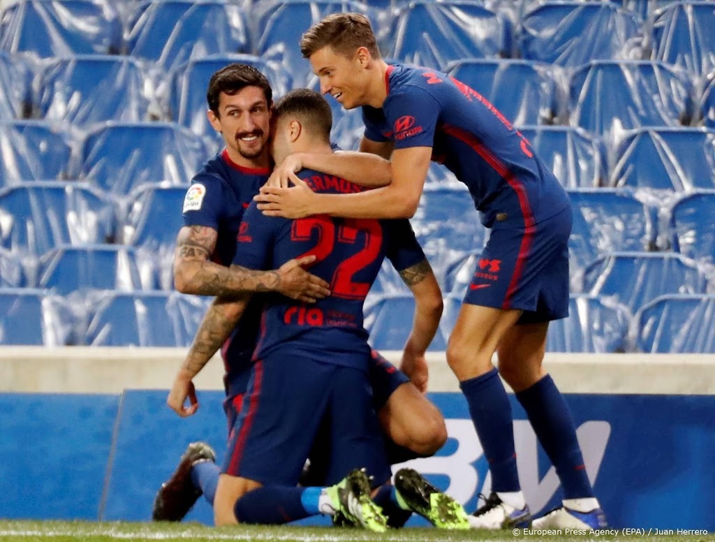 Koploper Atlético Madrid na de rust langs Real Sociedad