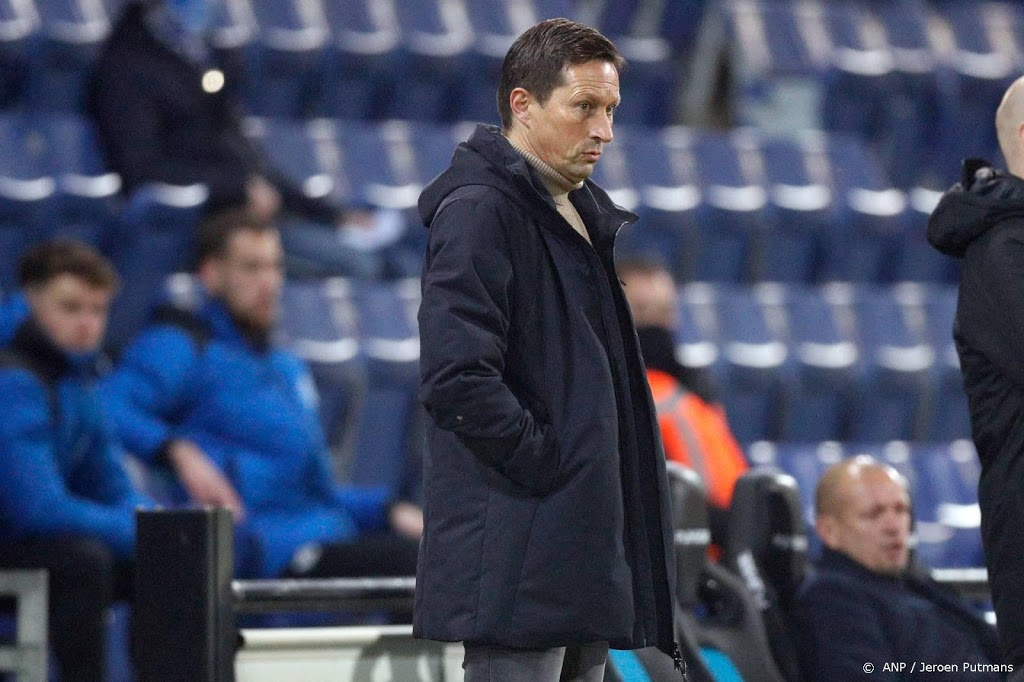 PSV-trainer Schmidt kijkt uit naar topduels in januari