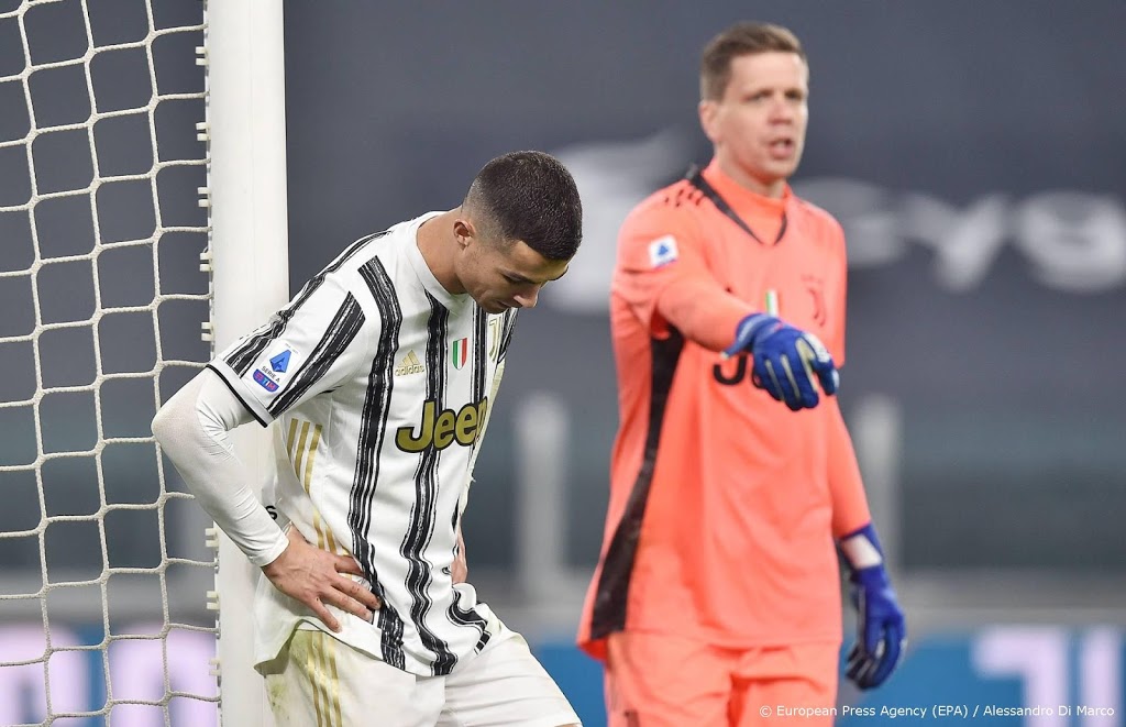 Juventus lijdt zware thuisnederlaag tegen Fiorentina  