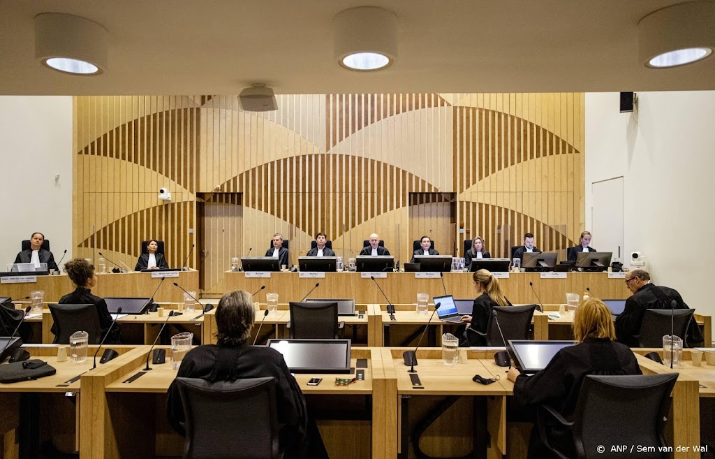 OM eist levenslang tegen vier verdachten in MH17-proces