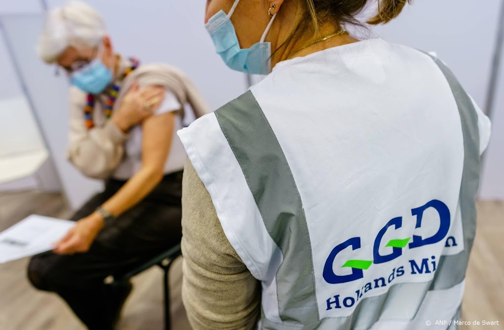 'Aanhoudende drukte' voor afspraken vaccinaties bij GGD 
