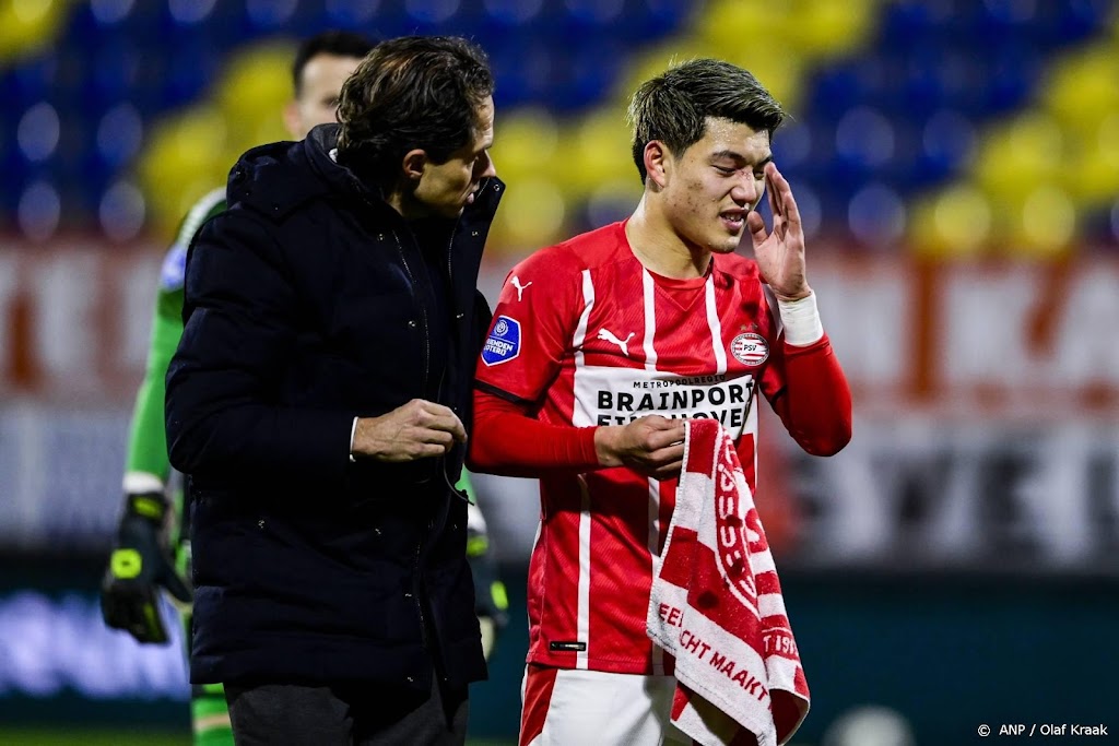 PSV zonder geblesseerde Doan en Bruma tegen Go Ahead Eagles