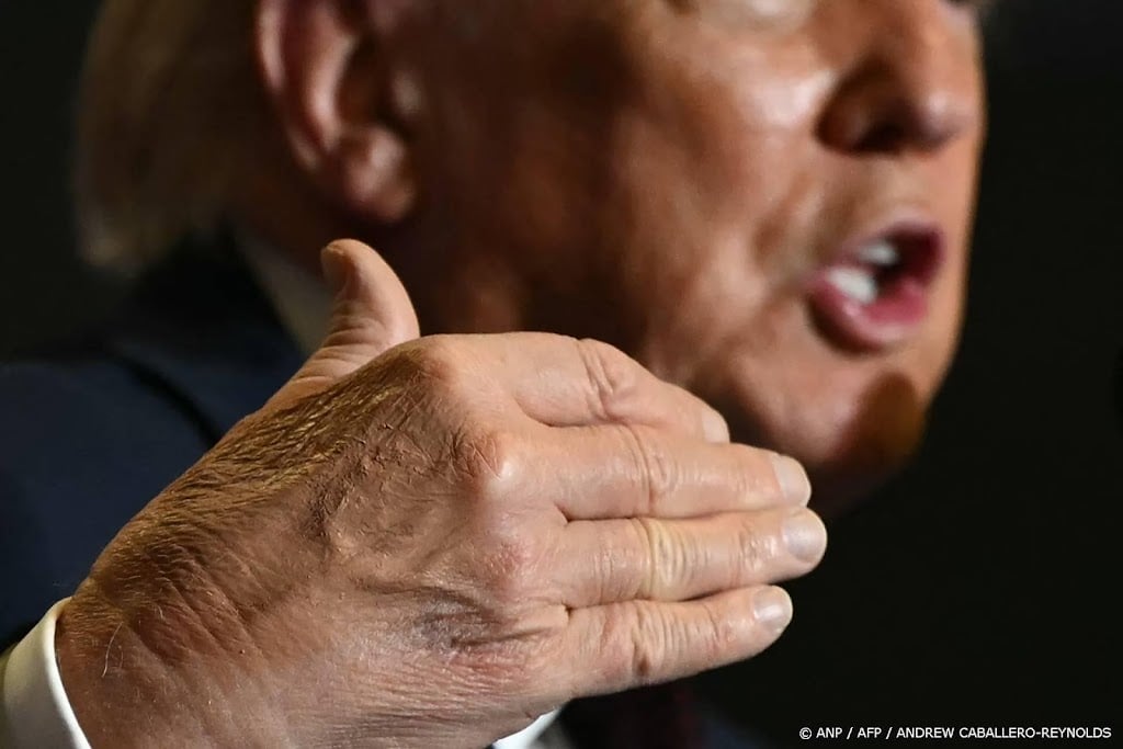 Trump pauzeert bouw windenergieparken om 'nationale veiligheid'