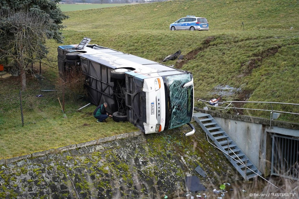 Kinderen omgekomen door ongeluk met schoolbus in Duitsland