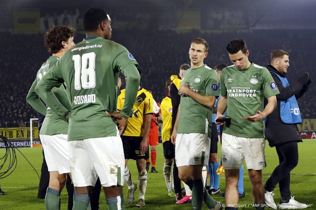 Verdediger Viergever: we laten onszelf en de fans vallen