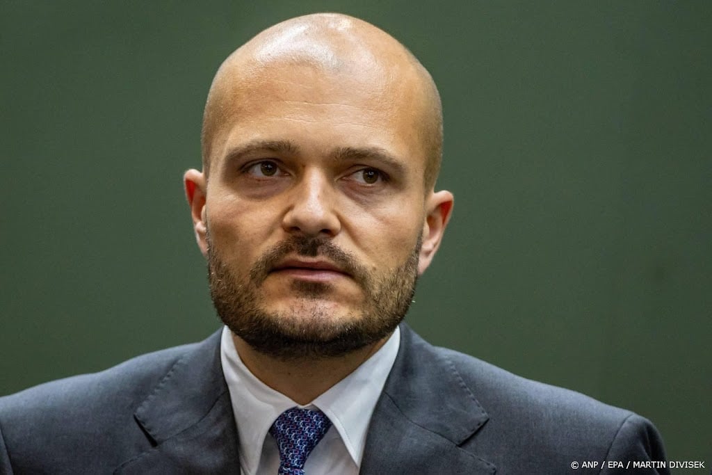 Miljardair achter defensieconcern CSG veel rijker na beursgang