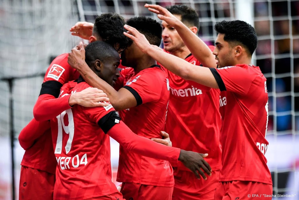 Trainer Bosz na derde zege op rij stevig in subtop met Leverkusen