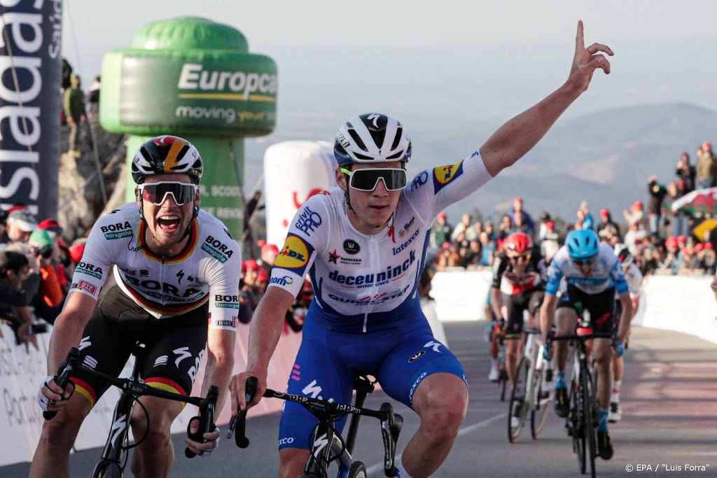 Wielrenner Evenepoel wint Ronde van de Algarve in stijl