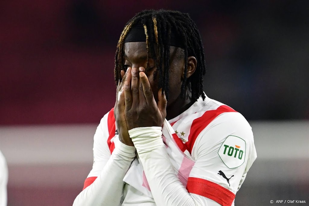 PSV komt te laat op gang tegen Sevilla en is klaar in Europa