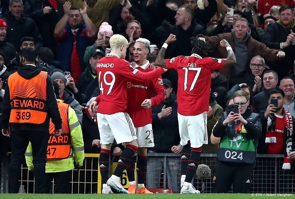 Trainer Ten Hag ziet Manchester United winnen van Barcelona