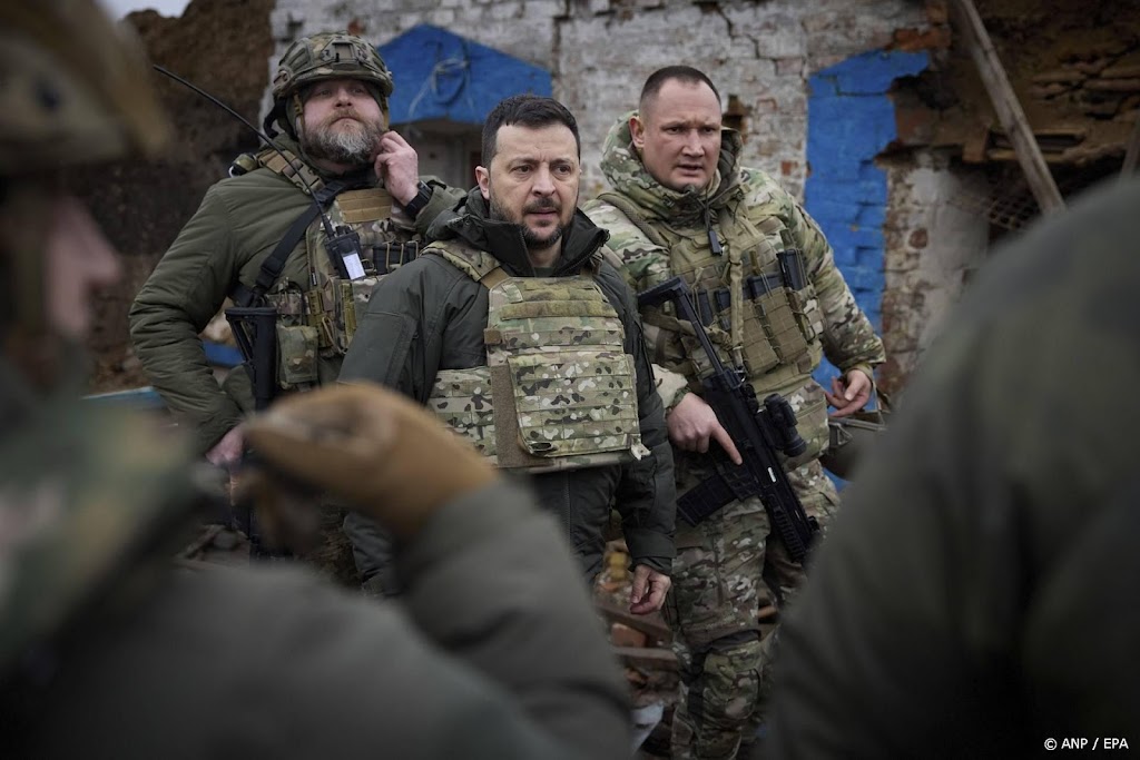 Zelensky: terughoudendheid VS-Congres kost Oekraïense levens 